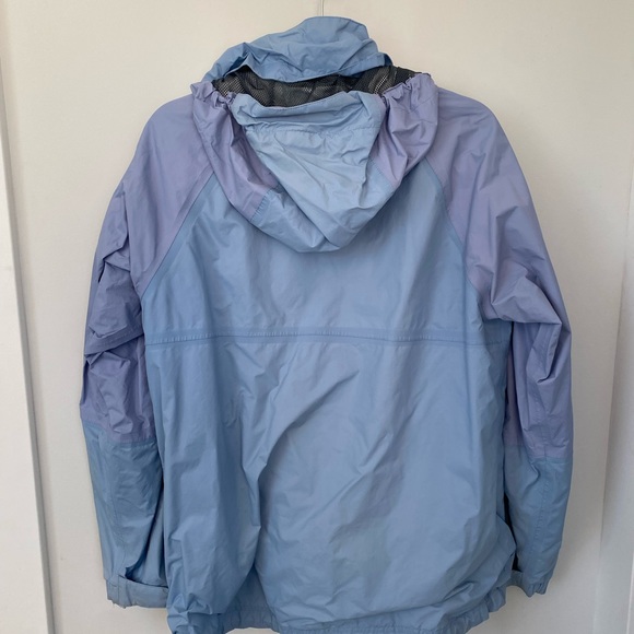 Well loved but lots of love left in this raincoat - Picture 2 of 7